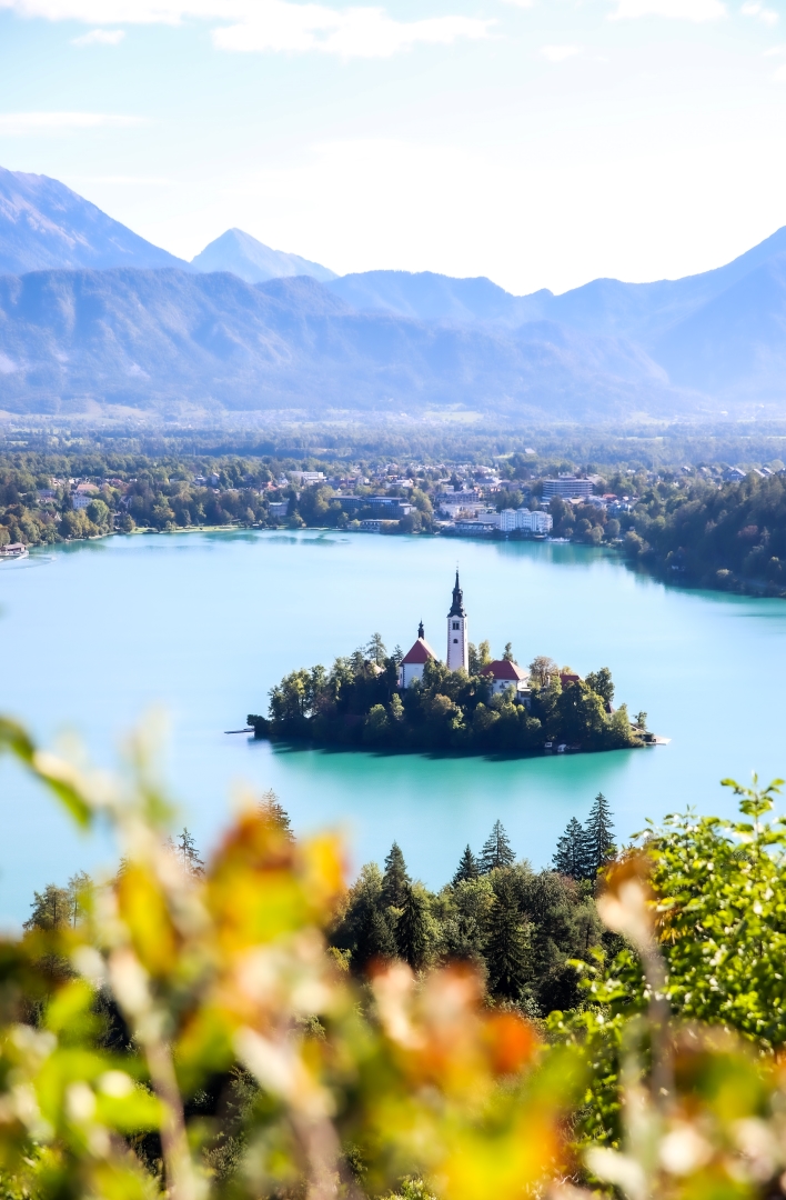 Slovenië het meer van Bled vanaf uitkijkpunt